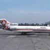 An Alaska Airlines Boeing 727-100 at Seattle–Tacoma International Airport in the mid 70s livery, Aug. 11, 1976. Photo by Michel Gilliand via Wikimedia Commons.