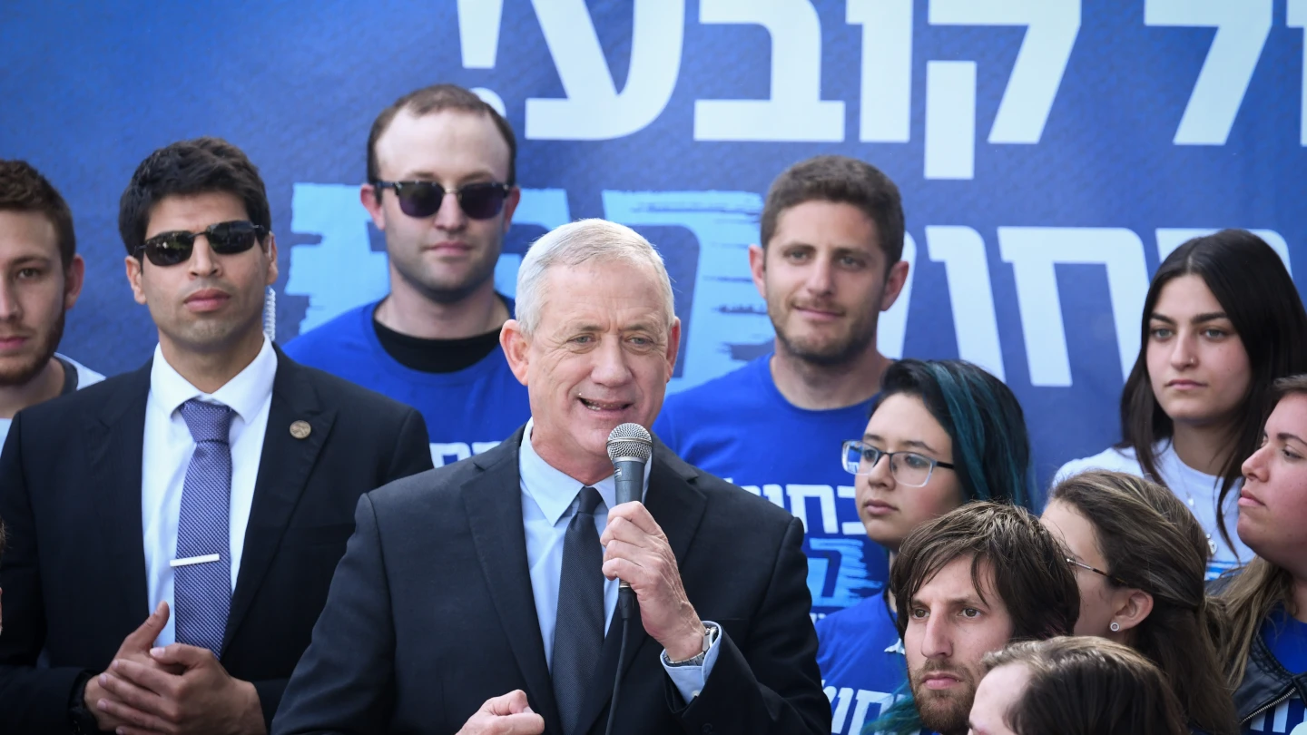 Blue and White Party leader Benny Gantz speaks during an election campaign event in Tel Aviv held by the Blue and White Party on April 8, 2019. Photo by Flash90.