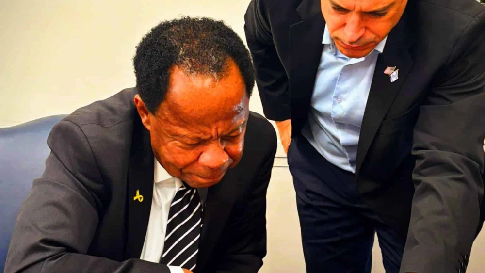 Amichai Chikli (right), the Israeli minister for Diaspora affairs and combating antisemitism, meets in Washington with Leo Terrell, chairman of the U.S. Justice Department's task force on combating Jew-hatred, Dec. 4, 2025. Credit: Ministry for Diaspora Affairs and Combating Antisemitism.