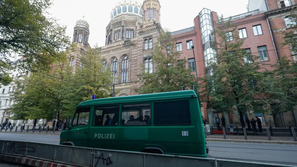 Police guard a synagogue in Berlin, Germany, on Oct. 10, 2019. Photo by MICHELE TANTUSSI/AFP via Getty Images.