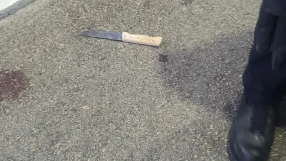 The scene of the thwarted stabbing attack in Givat Ze'ev on Dec. 1, 2021. Credit: Israel Police.