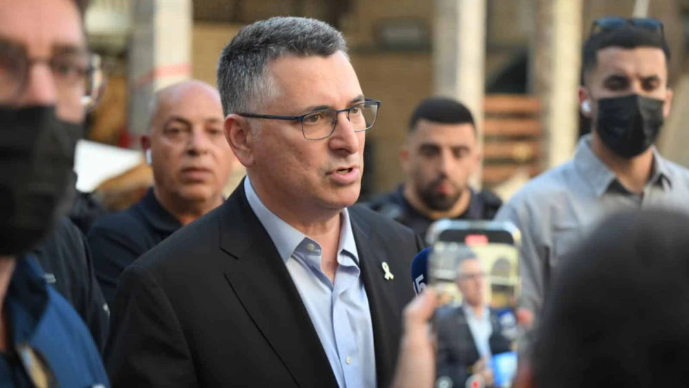 Israeli Foreign Minister Gideon Sa’ar speaks to the foreign press at the site where an Iranian missile hit the Al-Jarina Mosque in Haifa's Wadi Nisnas neighborhood on June 20, 2025. Photo by Eran Yardeni/GPO.