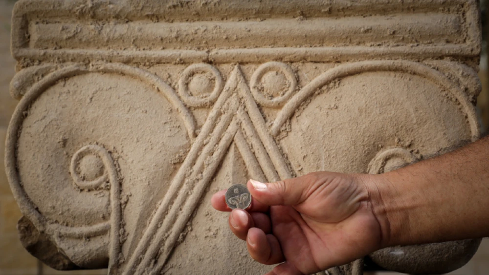 A pediment from the period of the Kingdom of Judah—the days of the First Temple—that is featured on the five shekel coin, on display at the City of David National Park in Jerusalem on Sept. 3, 2020. Photo by Olivier Fitoussi/Flash90.