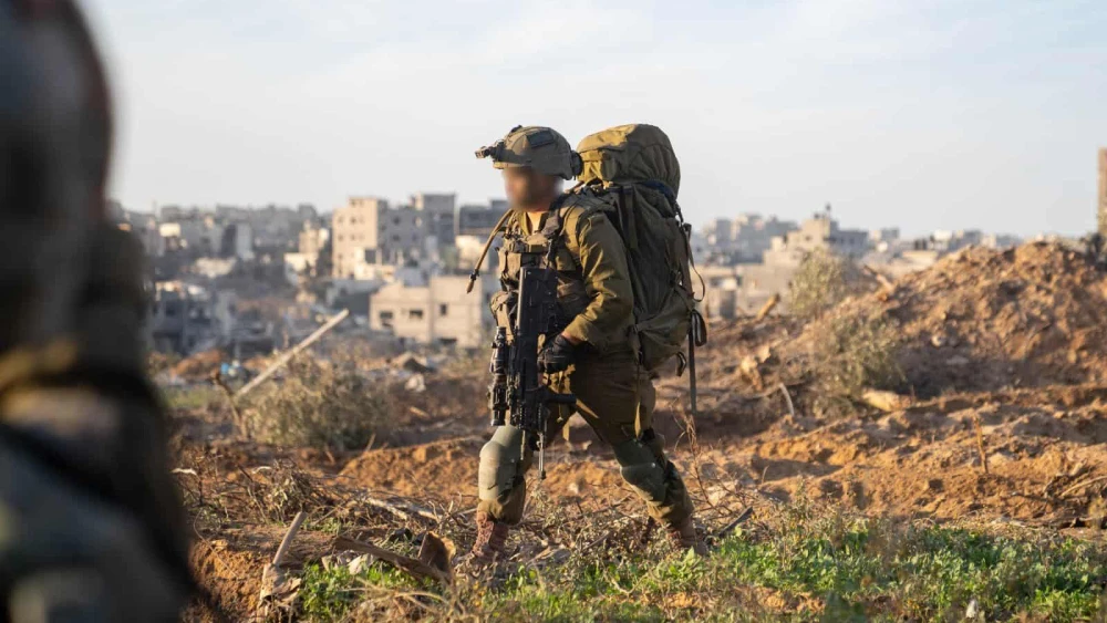 Israeli troops operating in the Hamas-ruled Gaza Strip, Dec. 8, 2023. Credit: IDF.