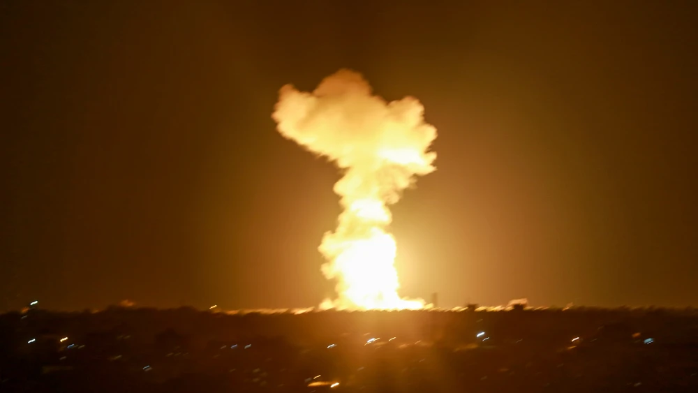 Smoke and fire rise following an Israeli airstrike in Rafah, in southern Gaza, on Nov. 12, 2018. Photo by Abed Rahim Khatib/Flash90.