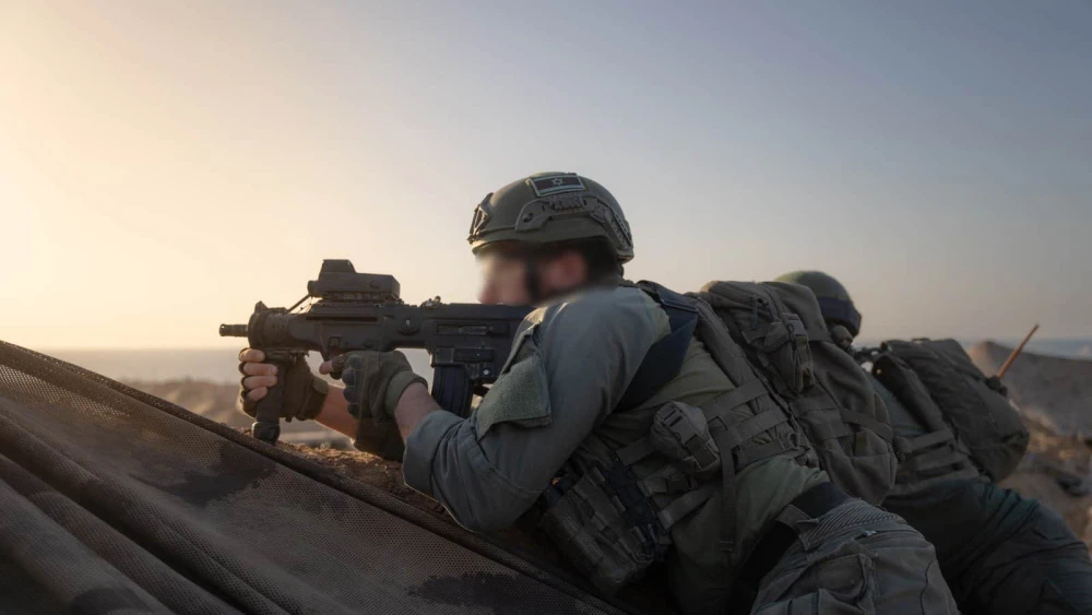 Israeli troops operating in the Hamas-ruled Gaza Strip, Dec. 6, 2023. Credit: IDF.