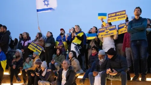 A pro-Ukraine protest in Tel Aviv on March 20, 2022. Photo by David Isaac.