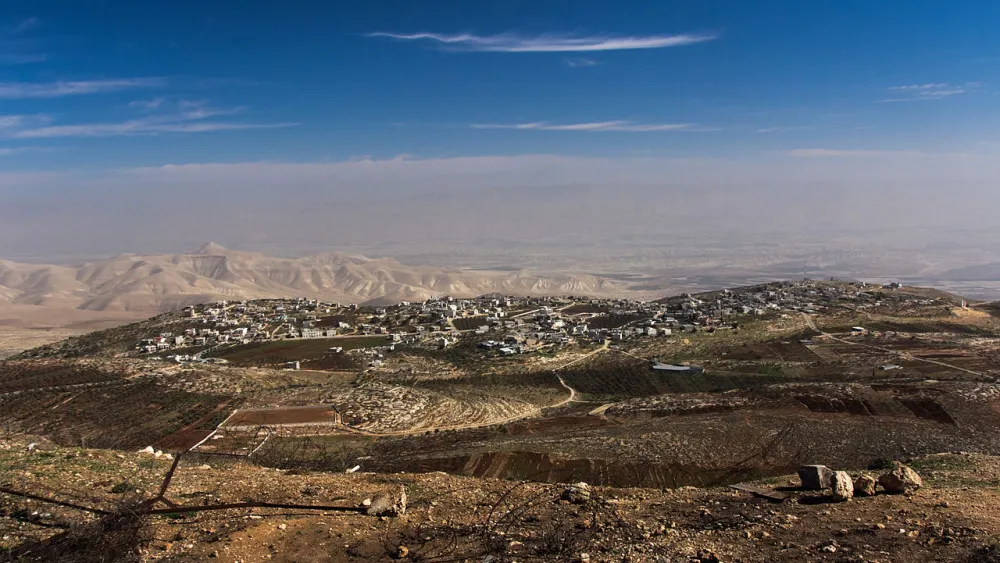 The village of Duma from the west with the Jordan Valley in the background. Credit: Wikipedia.