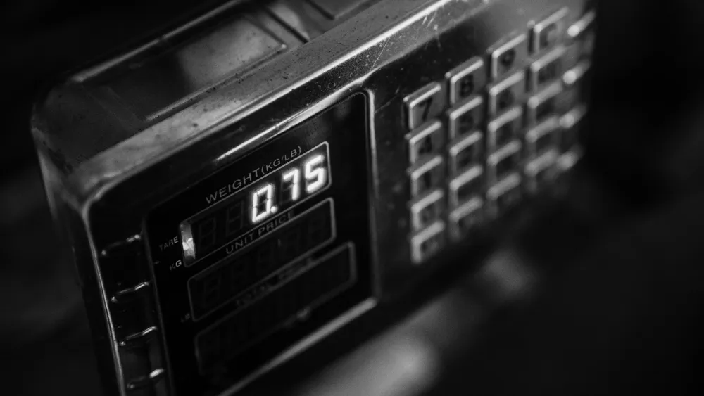 Close-up of a digital weight scale. Credit: Roktim/Pexels.