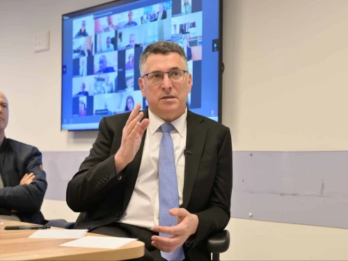 Israeli Foreign Minister Gideon Sa’ar briefs ambassadors in Jerusalem on Iran’s attacks on its neighbors and the massacre of its own people, calling on countries worldwide to sever ties with the regime, March 3, 2026. Photo by Shlomi Amsalem/GPO.