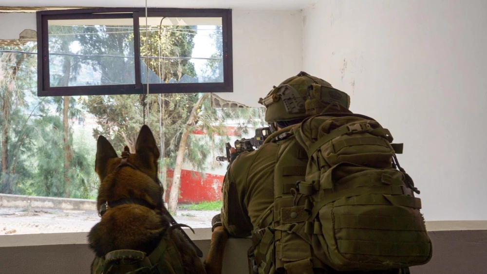 Soldiers from the Israeli 98th Division operating in the area of the Shi’ite town of Bint Jbeil in southeastern Lebanon, April/May 2026. Credit: IDF.