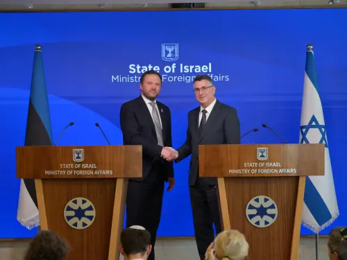 Israeli Foreign Minister Gideon Sa'ar greets Estonian Foreign Minister Margus Tsahkna in Jerusalem, March 17, 2026. Photo by Shlomi Amsalem/ GPO.