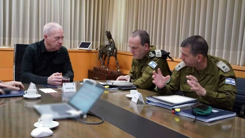 Israeli Defense Minister Yoav Gallant and two major generals discuss the Iranian threat, April 7, 2024. Photo by Ariel Hermoni/Ministry of Defense.