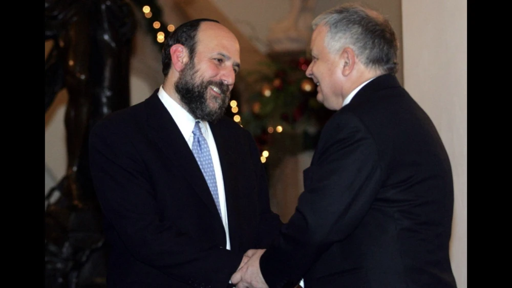 Chief Rabbi of Poland Michael Schudrich meets with late President Lech Kaczynski. Credit: Courtesy.