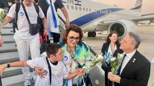 New Olim Arrive in Israel