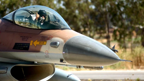 An Israeli army pilot sits in a cockpit of an F-16 aircraft. Photo by Flash90.