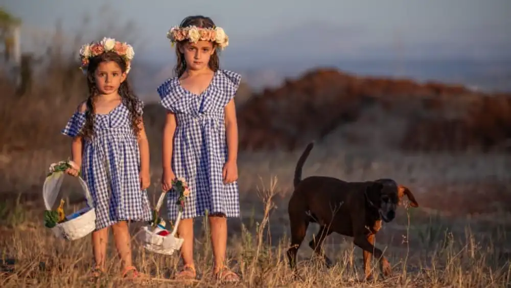 Israeli girls get ready for the Shavuot holiday in Moshav Yashresh in central Israel, May 15, 2021. Photo by Yossi Aloni/Flash90.