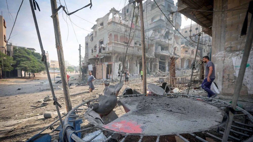 Houses destroyed by Israeli airstrikes in the Jabalia area in the northern Gaza Strip, Oct. 11, 2023. Credit: Atia Mohammed/Flash90.