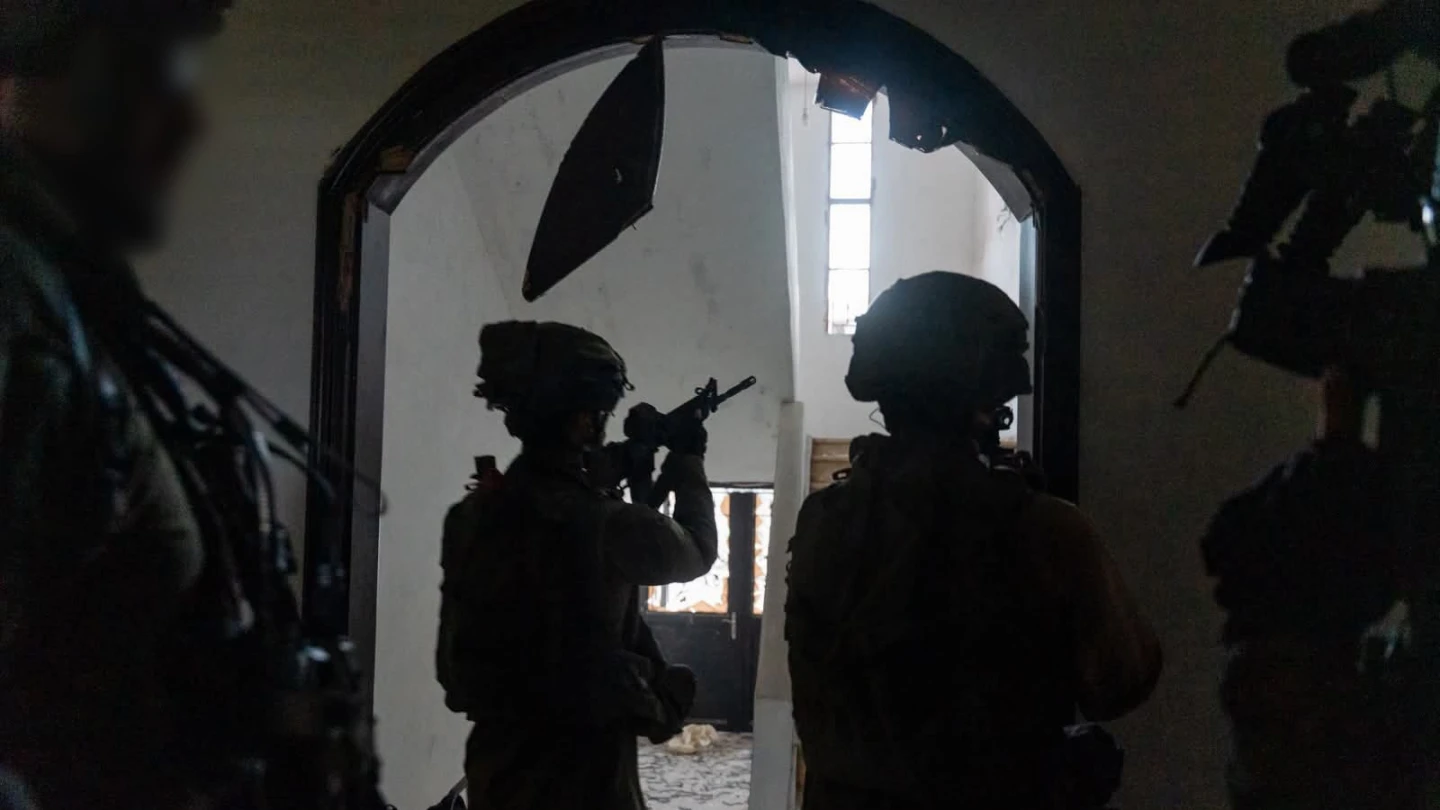IDF strikes Hezbollah terrorists transferring weapons in Southern Lebanon