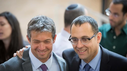 Knesset members Yoaz Hendel (left) and Zvi Hauser ahead of the opening session of the new government on April 29, 2019. Photo by Noam Revkin Fenton/Flash90.