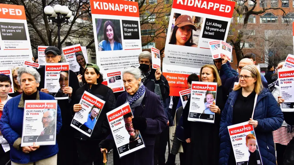 Manhattan march hostages