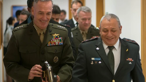 Forward columnist J.J. Goldberg claims that IDF Chief of Staff Lt.-Gen. Gadi Eizenkot (pictured at right) told a recent conference in Israel that the Iran nuclear deal “has actually removed the most serious danger to Israel’s existence for the foreseeable future, and greatly reduced the threat over the longer term.” But that phrasing belongs to Goldberg, not Eizenkot, writes JNS.org columnist Ben Cohen. Credit: Department of Defense photo by D. Myles Cullen/Released.