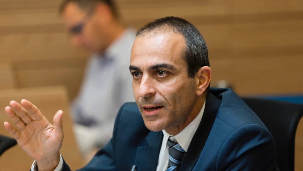 Then-Israeli Health Ministry Director-General professor Ronni Gamzu attends a Finance Committee meeting in the Knesset, on April 23, 2014. Photo by Flash90.