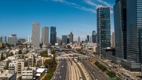 A view of the Yehudit Bridge and the Ayalon highway in Tel Aviv, Feb. 17, 2019. Photo by Adam Shuldman/Flash90.