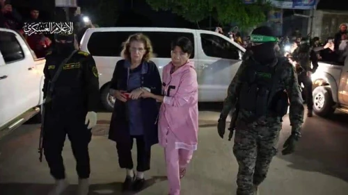 Ofelia Roitman being released in Gaza, Nov. 28, 2023. Source: Ashager Araro/X.