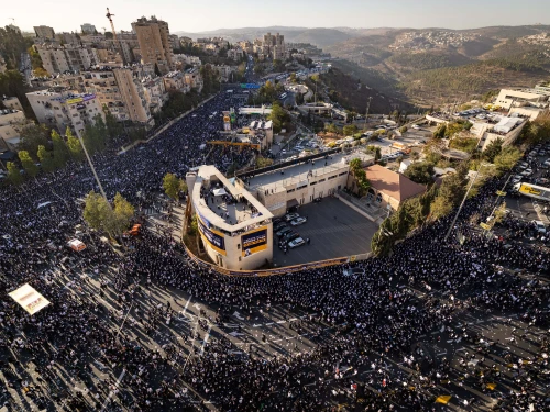 Hundreds of thousands of ultra-Orthodox Jews attend the "million man" protest against IDF conscription, in Jerusalem, October 30, 2025. Photo by Yonatan Sindel/Flash90.