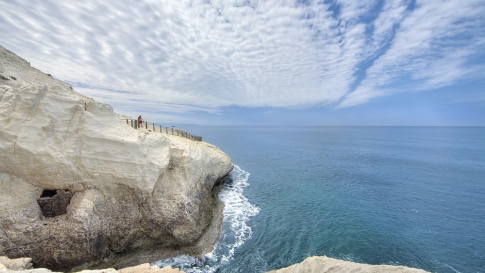 The white cliffs of Rosh Hanikra. Photo by Noam Chen.