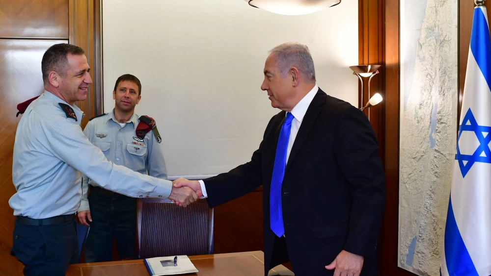 Israeli Prime Minister Benjamin Netanyahu meets with the appointed new IDF Chief of Staff Aviv Kochavi, in the Prime Minister's Office in Jerusalem on Oct. 29, 2018. Credit: Kobi Gideon/GPO.