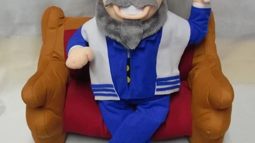 Moshe the Mensch, the newly offered "Mensch on a Bench." Credit: The Mensch on a Bench.