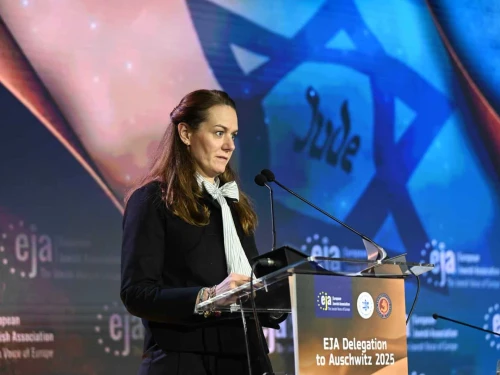 Maria Ejchart speaks in Krakow, Poland on Nov. 4, 2025. Photo by Yoav Dudkevitch/EJA.