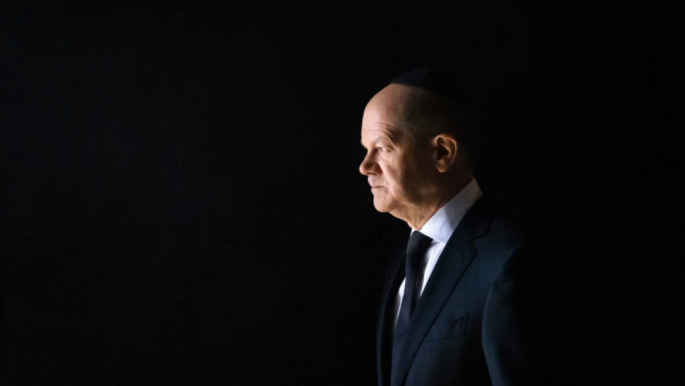 German Chancellor Olaf Scholz at the Yad Vashem Holocaust memorial museum in Jerusalem, March 2, 2022. Photo by Olivier Fitoussi/Flash90.