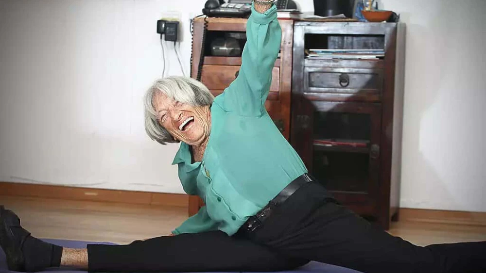 Ágnes Keleti at her home in Israel on April 11, 2014. Photo by Ami Shooman.