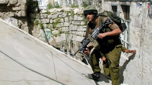 An Israeli soldier in Jenin in April 2002. Credit: IDF Spokesperson's Unit.