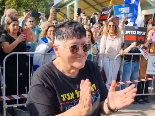 Sheffi Paz is greeted by supporters as she arrives to serve her prison term, Nov. 14, 2024. Source: X.