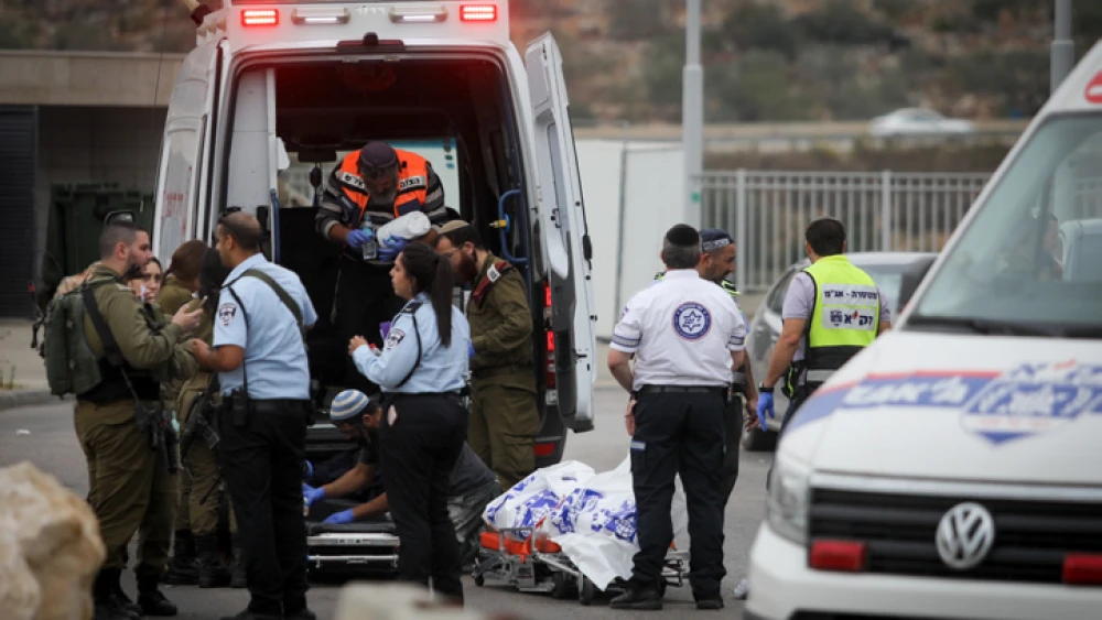 Three Israelis were killed and three others wounded in a Palestinian terrorist attack in and around Ariel in Samaria, Nov. 15, 2022. Credit: Flash90.