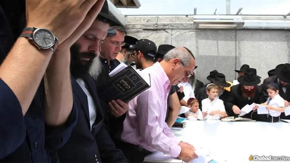 People from all walks of Jewish life, in communities large and small, are coming together to mark the 25th anniversary of the passing of the Lubavitcher Rebbe, Rabbi Menachem M. Schneerson, of righteous memory. Credit: Bentzi Sasson, Chabad.org/News.