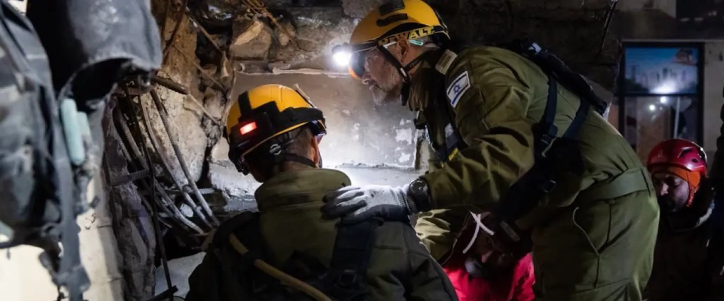 Members of the Israeli military delegation to Turkey work against the clock to rescue people trapped by rubble following the deadly earthquakes in Turkey. Credit: IDF.