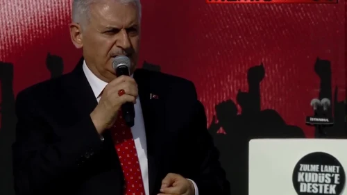 Recep Tayyip Erdoğan and other senior Turkish politicians in pro-Gaza rally. (MEMRI)