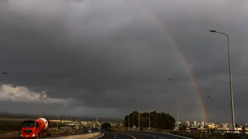 A rainbow is seen during rainfall in Rosh Ha'Ayin, Feb. 7, 2025. Photo by Yossi Aloni/Flash90.