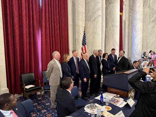 Senators met with the hosts and honoree of an event to mark Jewish American Heritage Month in the Russell Senate Office Building, May 20, 2025. Photo by Andrew Bernard.