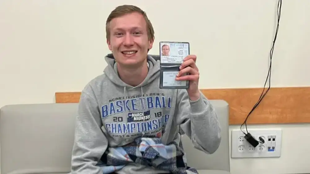 Henry Garfinkle, 26, at Tel Aviv's Ben-Gurion International Airport after immigrant to Israel, March 8, 2026. Credit: Aliyah and Integration Ministry.