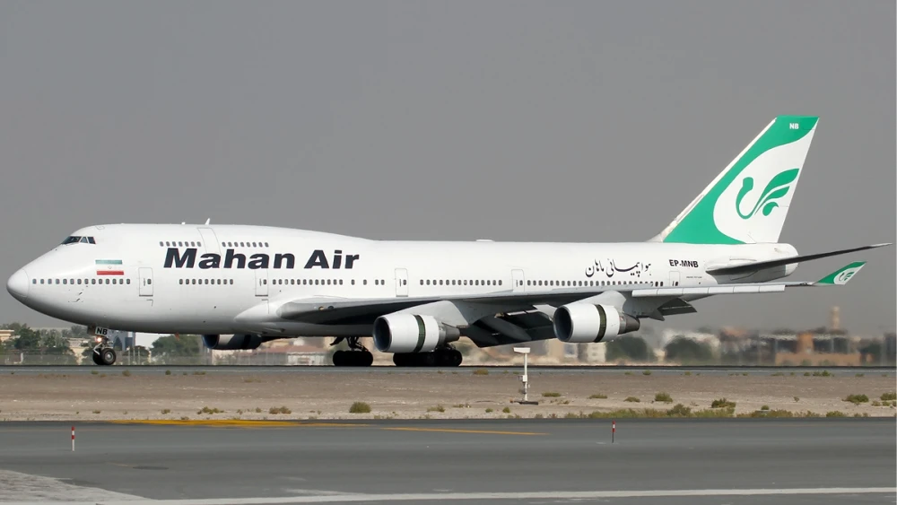 A Mahan Air Boeing 747-400. Credit: Konstantin von Wedelstaedt via Wikimedia Commons.