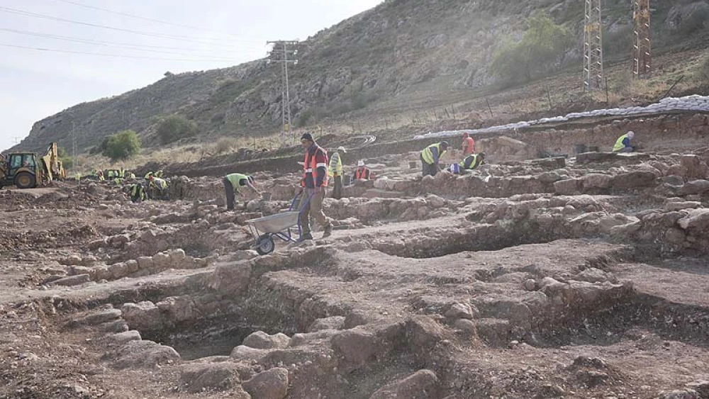 The remains of a 2,000-year-old synagogue in Migdal in northern Israel. The synagogue is the second found in Migdal, which was a large Jewish community during the Second Temple era. Credit: University of Haifa.