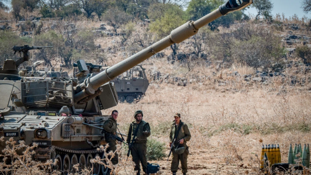 Israel Defense Forces artillery units deployed near the Lebanese border outside Kiryat Shmona, Sept.1, 2019. Photo by Basel Awidat/Flash90.