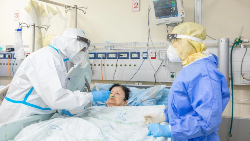 The coronavirus ward of the Kaplan Medical Center in Rehovot, on Dec. 11, 2020. Photo by Yossi Aloni/Flash90.