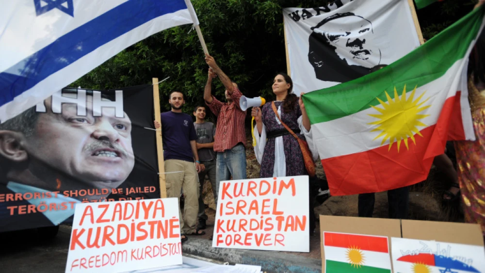 Israelis protest against Turkey's incursion into northern Syria, outside the Turkish embassy in Tel Aviv, on July 8, 2010. Photo by Gili Yaari/Flash 90.